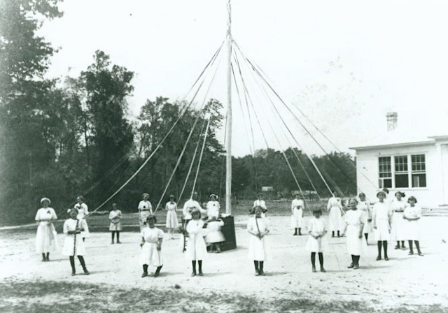 maypole